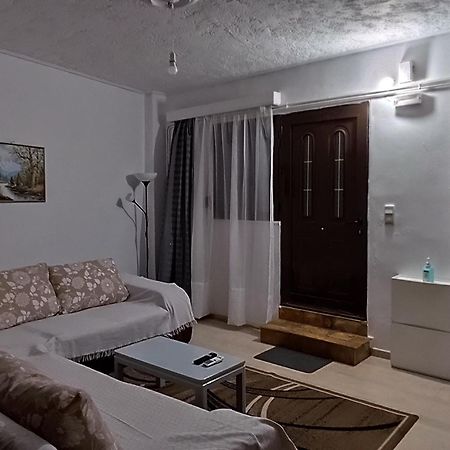 Ευρύχωρο Και Άνετο Διαμέρισμα Στην Ιτέα Joanna'S Apartment Kirra Экстерьер фото