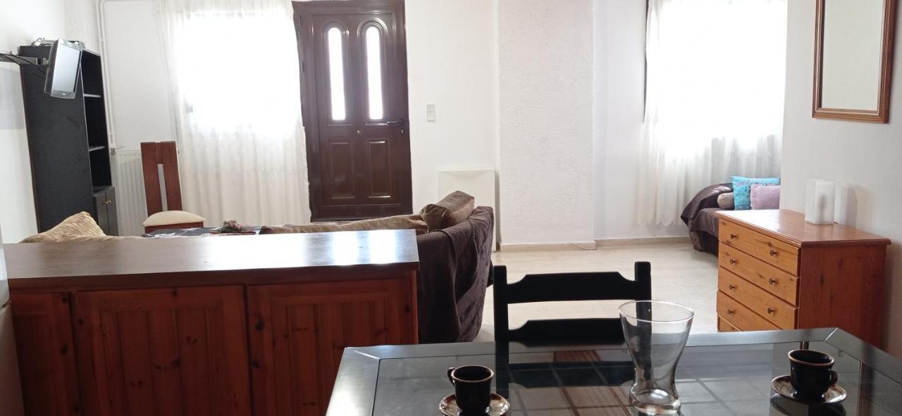 Ευρύχωρο Και Άνετο Διαμέρισμα Στην Ιτέα Joanna'S Apartment Kirra Экстерьер фото