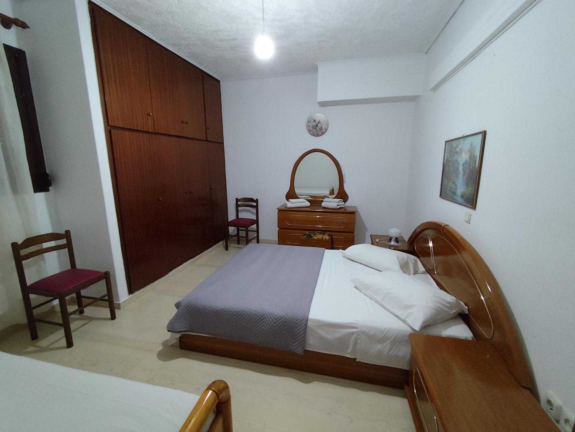 Ευρύχωρο Και Άνετο Διαμέρισμα Στην Ιτέα Joanna'S Apartment Kirra Экстерьер фото